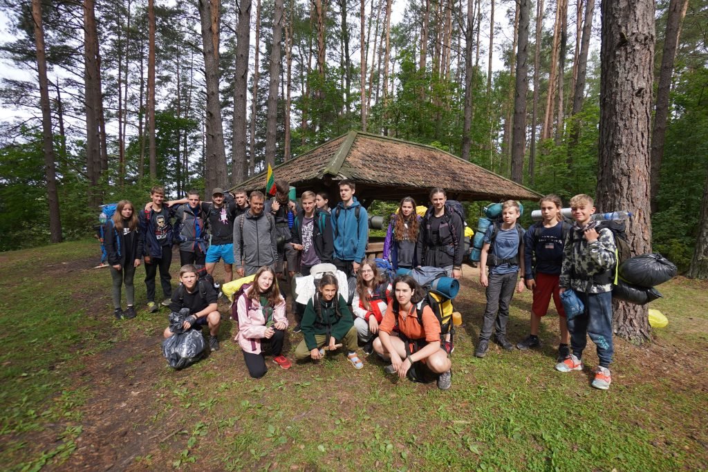 Jaunimo stovykla gamtoje