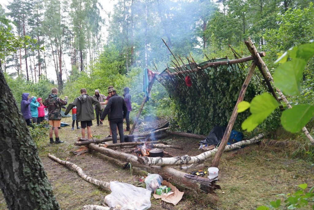 Jaunimo stovykla gamtoje